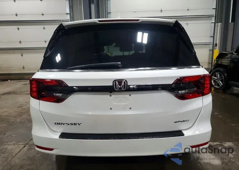 2023 Honda Odyssey Sport-L z USA, uszkodzony, nr VIN 5FNRL6H75PB045255